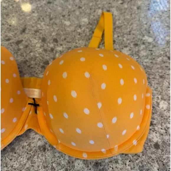 Cacique Flirty Yellow with White Polka Dots Lightly Lined T-Shirt Bra Size 40DDD - Picture 2 of 10